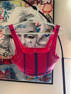 Buff bunny Collection Hot Pink Zip-Front Sports Bra with Navy Trim